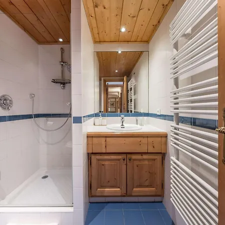 Chalet Spacieux Proche Des Pistes - 10 Pers. - Fr-1-631-266 *